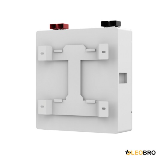 Volt Polska ULTRA PLUS 8500 24/230V (4200/8500W) + Накопичувач енергії Volt Polska ULTRA-5 25,6V 200 - 3