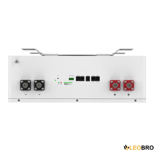 Volt Polska ULTRA PLUS 8500 24/230V (4200/8500W) + Накопичувач енергії Volt Polska ULTRA-5 25,6V 200 - 4